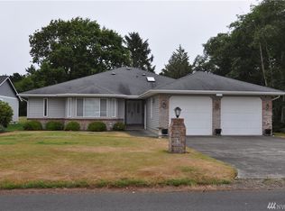 31204 O Pl, Ocean Park, WA 98640