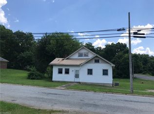501 N Salisbury St, Lexington, NC 27292