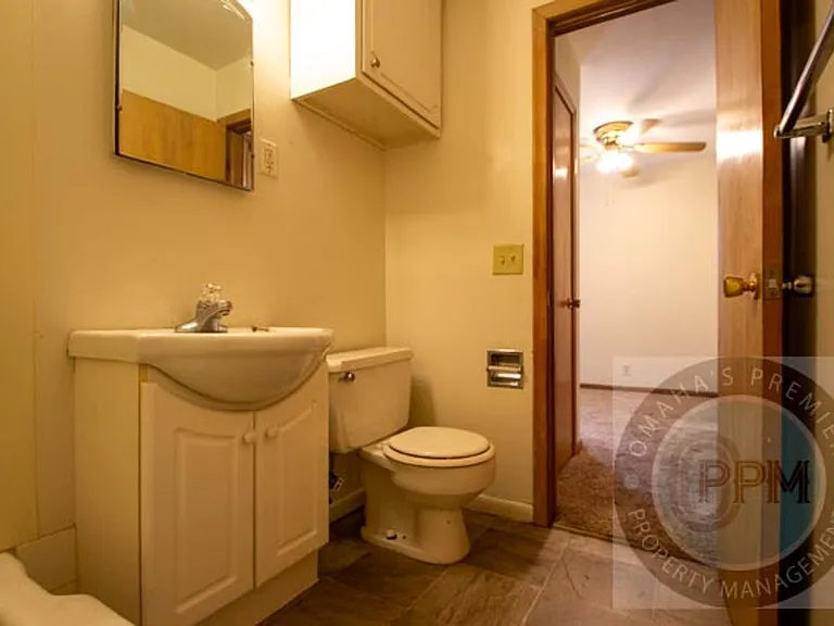 3526 S 82nd St — Photo 7