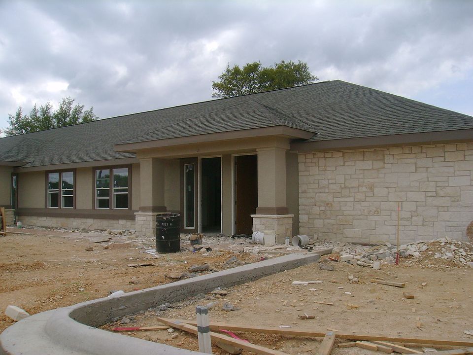 Grand Oaks Office Condo