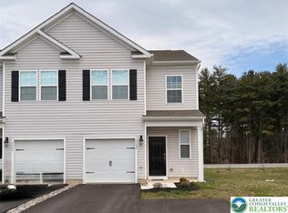 1137 Martin Rd, Breinigsville, PA 18031