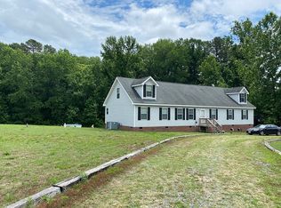 7461 Old Pinetta Rd, Gloucester, VA 23061