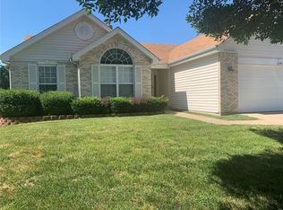 4831 Trees Edge Ln, Florissant, MO 63033
