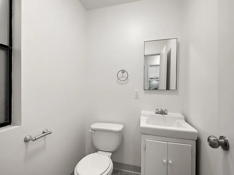 5580 Lake Park Way #28 — Photo 6