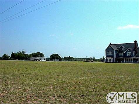 3rd image of 338 County Road 1570