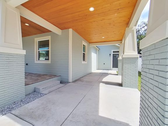 3rd image of 1410 E Palifox St