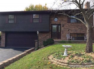 39 Villa Dr, Belleville, IL
