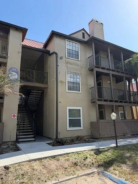 2 bed, 962 sqft, $1,400 — Photo 2