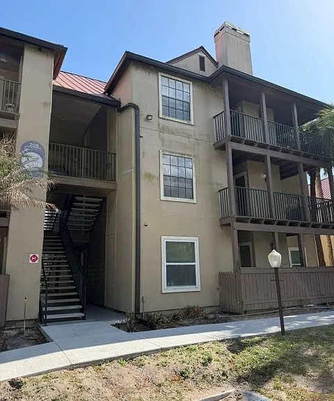 208 Afton Square At Pass — Photo 2