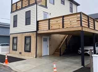 25 Milbank Rd, Staten Island, NY 10306