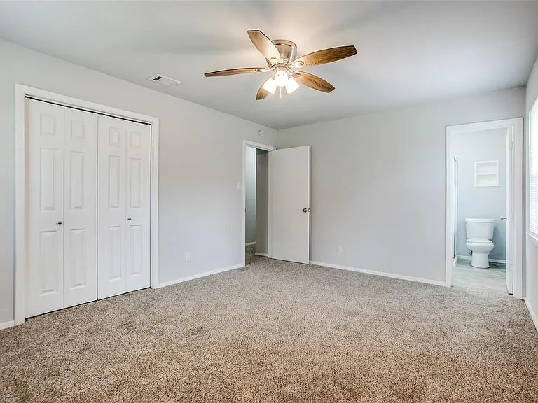 2608 Scotswood Dr — Photo 5