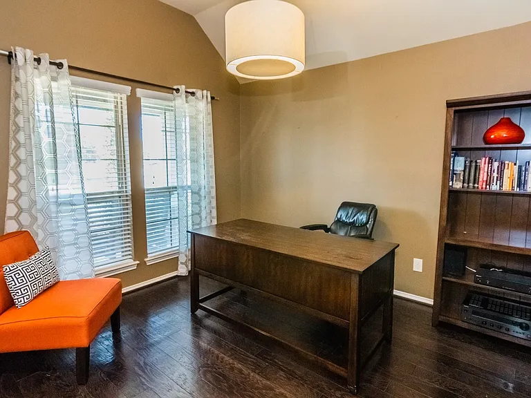 27134 Postwood Manor Ct — Photo 3