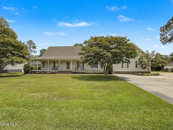 76 Wrexham Place, Elizabethtown, NC 28337