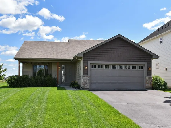 12136 Malisa Ct, Rogers, MN 55374