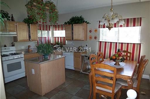 4th image of 7513 Coral River Dr