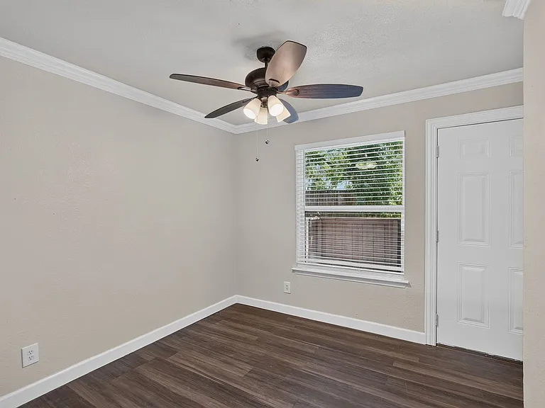9170 Forest Ln #111 — Photo 20