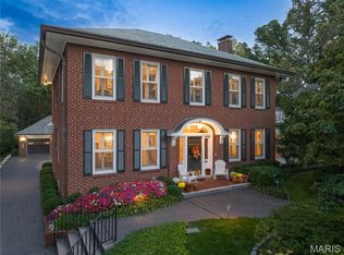 418 Yorkshire Pl, Saint Louis, MO
