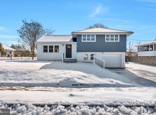 5 Crest Ave, Berlin, NJ 08009