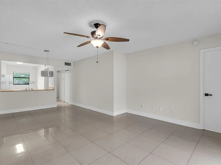 841 NE 207th Ln #3201 — Photo 9