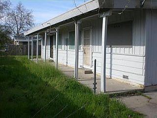 2nd image of 2820 Del Paso Blvd