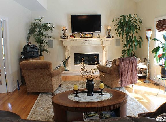 4th image of 137 Maggie Dr