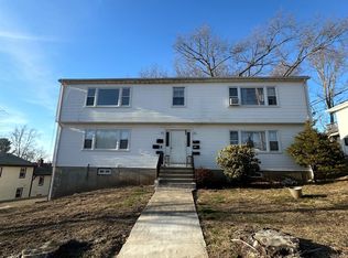 220 Glen Haven Rd #E, New Haven, CT 06513