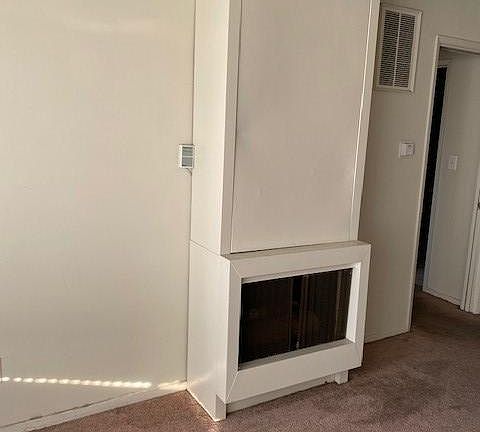 4th image of 2405 S Corning St #23