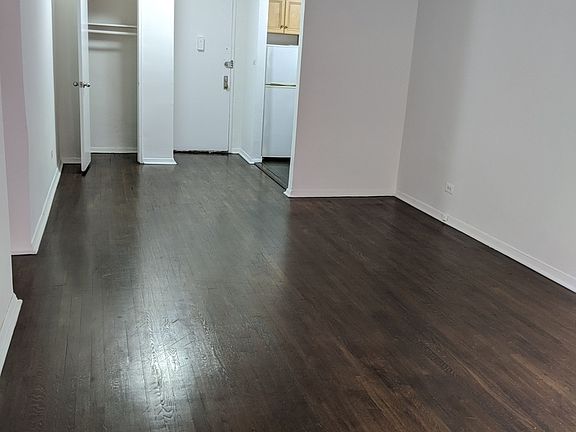 3rd image of 650 Washington St #3R