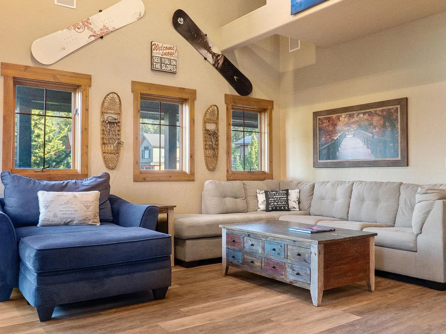 4 bed, 3485 sqft, $9,999 — Photo 3