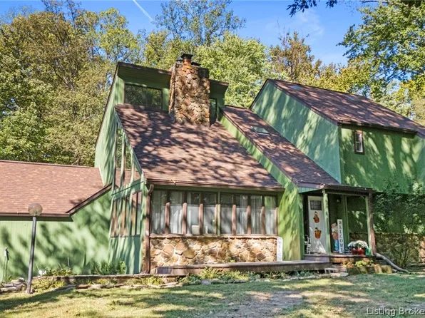5440 W Quail Run Lane, Madison, IN 47250