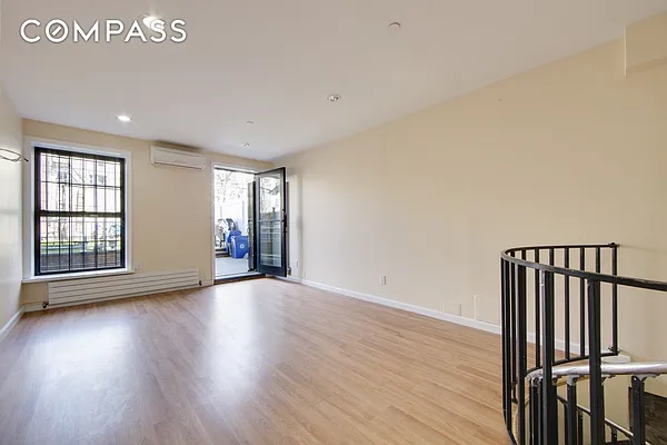 Rented by Compass | media 13