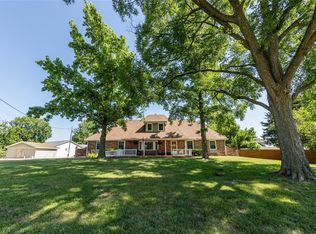 1701 Soest Rd, Rolla, MO 65401