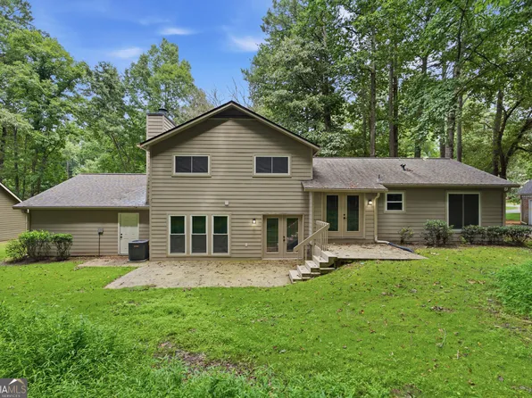 2293 Chimney Springs Dr, Marietta, GA 30062