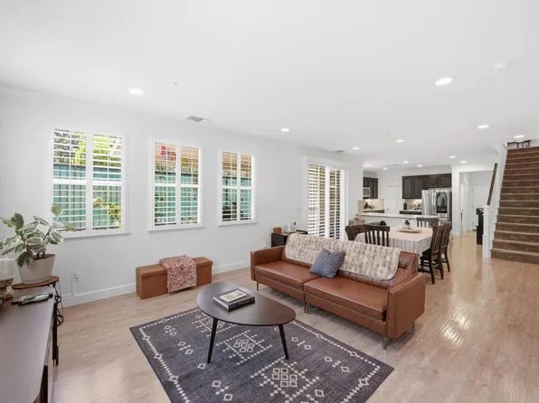 135 Palomino Pl, Gilroy, CA 95020