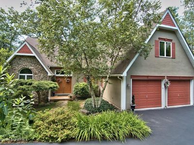 32 Eastwoods Rd, Tunkhannock, PA, 18657