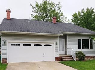 15377 Longvale Ave, Maple Heights, OH 44137