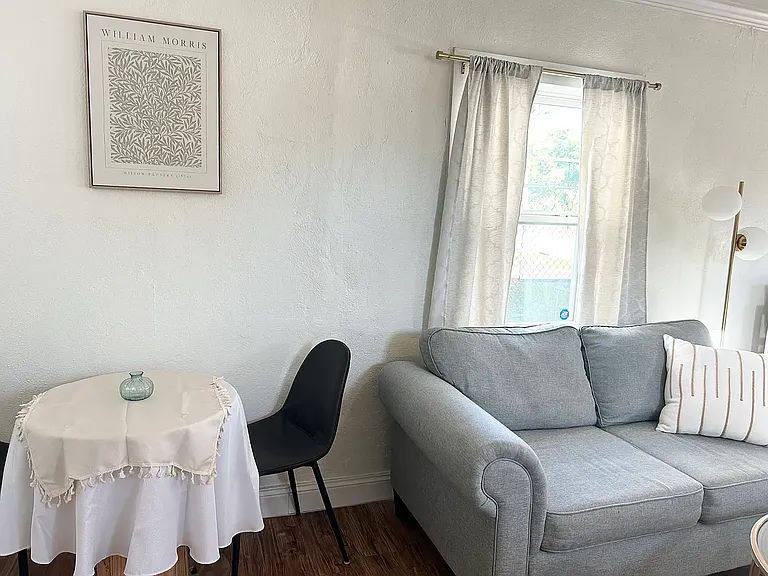 419 N F St #2 — Photo 8