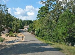 13 Amable Ln, Hot Springs Village, AR 71909