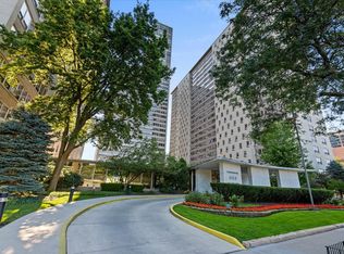 3950 N Lakeshore Dr #2103A, Chicago, IL 60657