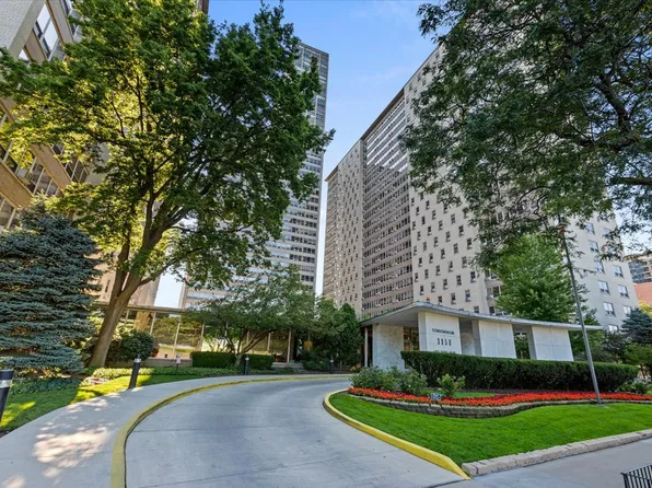 3950 N Lakeshore Dr #2103A, Chicago, IL 60657