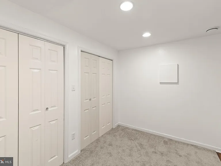 501 Tudor Dr — Photo 24