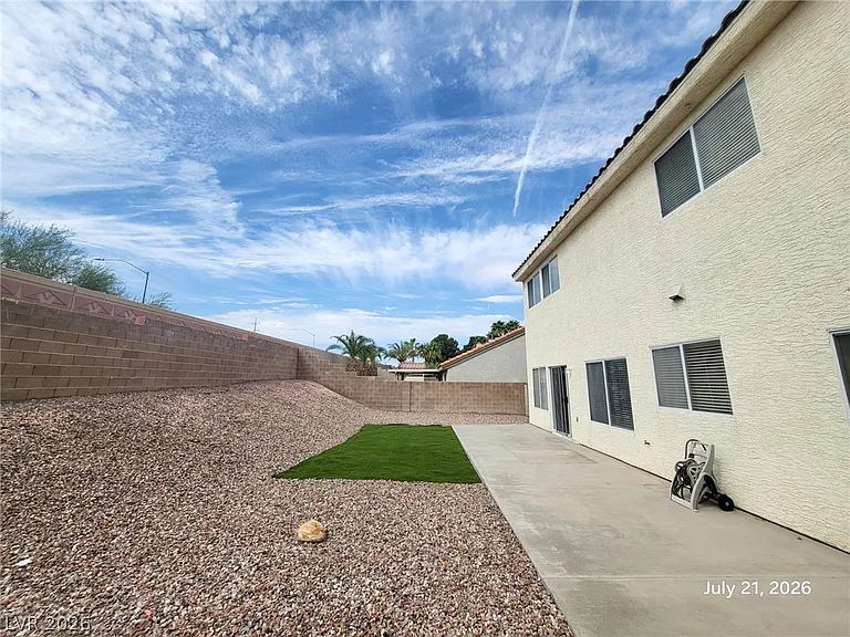 2883 Cordillera Dr — Photo 23