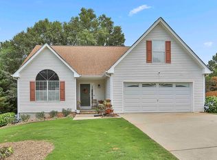 130 Calico Loop, Grantville, GA 30220