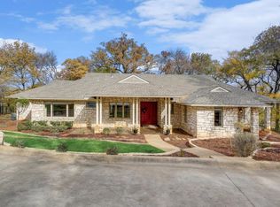 1100 Oak View Ct, Oak Pt, TX 75068