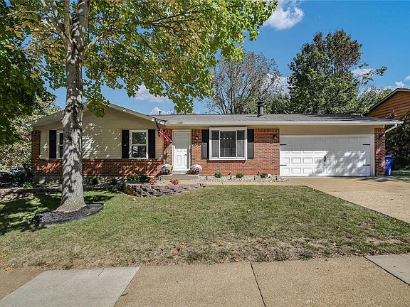 5th image of 3043 Blue Mountain Dr