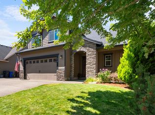 218 Finneys Ave, Molalla, OR 97038