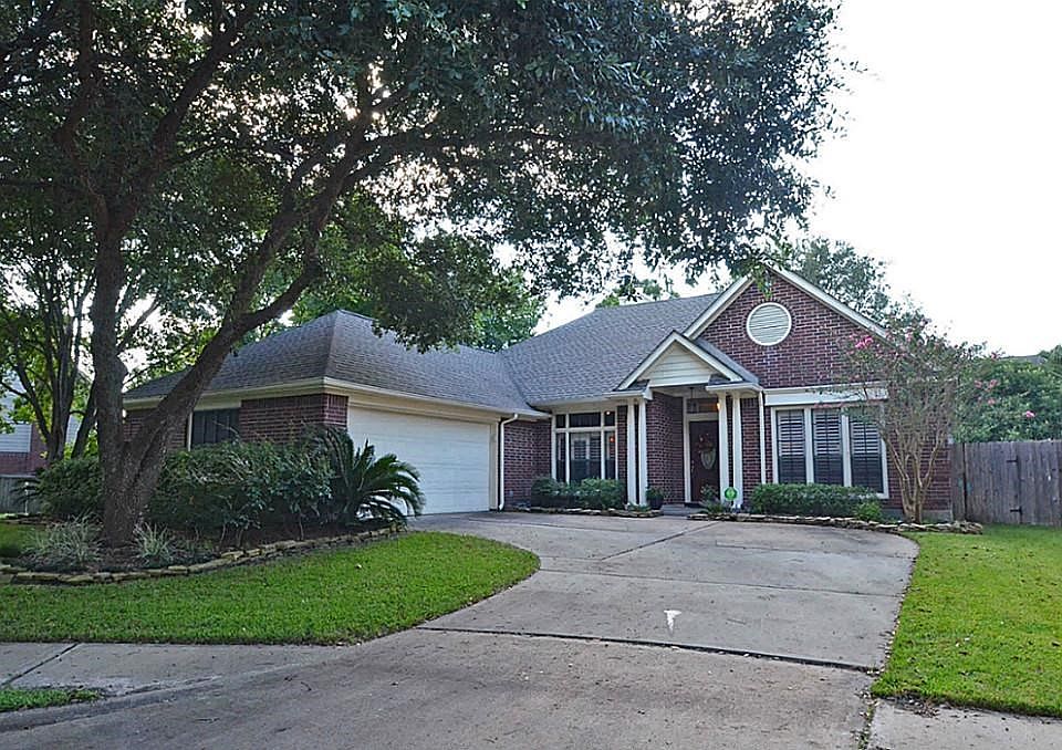 1st image of 2122 Shadow Park Dr