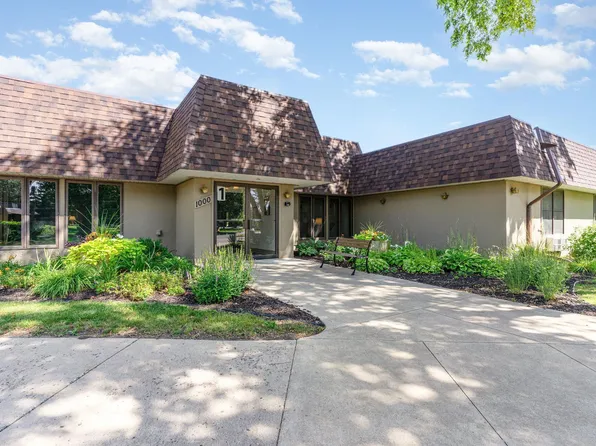 1000 Cannon Valley Dr APT 143, Northfield, MN 55057