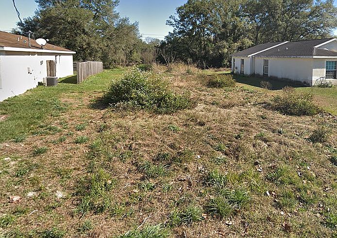 1st image of 3244 Riverdale Dr