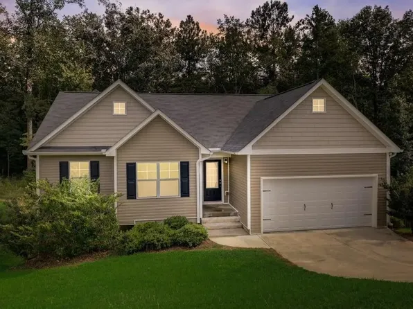 3401 Silver Ridge Dr, Gainesville, GA 30507